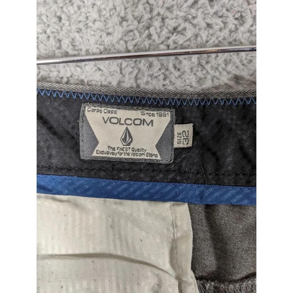 Volcom VMonty Chino Shorts Mens 32 Gray Flat Front Pockets Golf Skater Casual